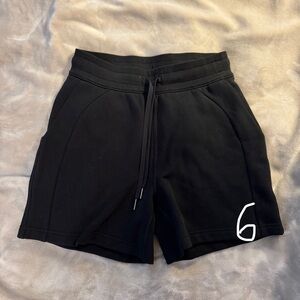 Lululemon Scuba shorts